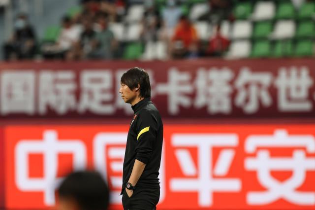 开云-媒体聚焦抽签：国足突围机会大 李铁需打出性价比